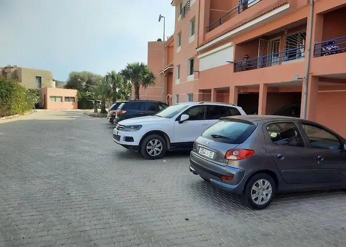 Bel Appartement Au Centre D\'Argane Et Du Surf